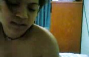 XXX Seorang pria menikah memberikan seorang xxx mesum hot gay blowjob.