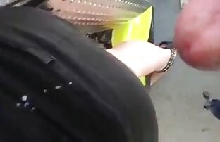XXX Aya Sakuraba memperlakukan suaminya dengan oral seks dan hot xxx bokep penis.