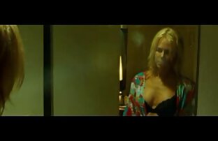 XXX milf ada di dapur. bokep bokong besar hot